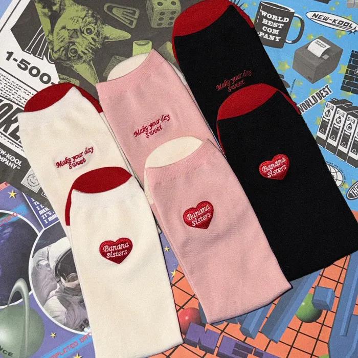 [Banana Sisters/26SS] Hats Heart Lettering High Crew Socks 3 Colors