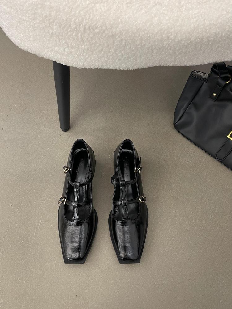 

French black high-heeled Mary Jane single shoes women s shoes 2025 new spring and autumn evening wind square head small leather shoes 39 чёрный