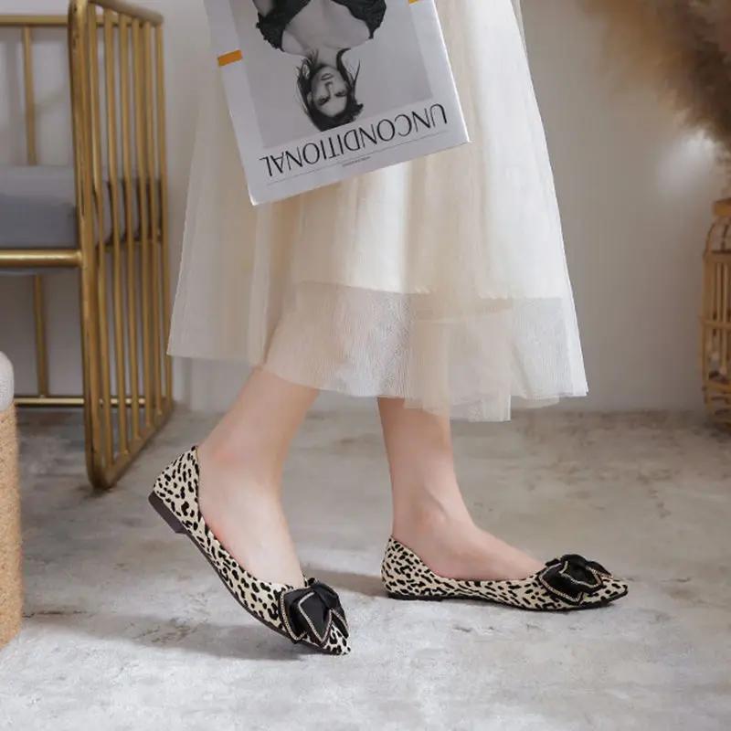 Shoes for Women with Bow Pointed Toe Low Heel Elegant Dress Non Slip Genuine Mark High Quality Fashion Vacation Woman Flats Shoe