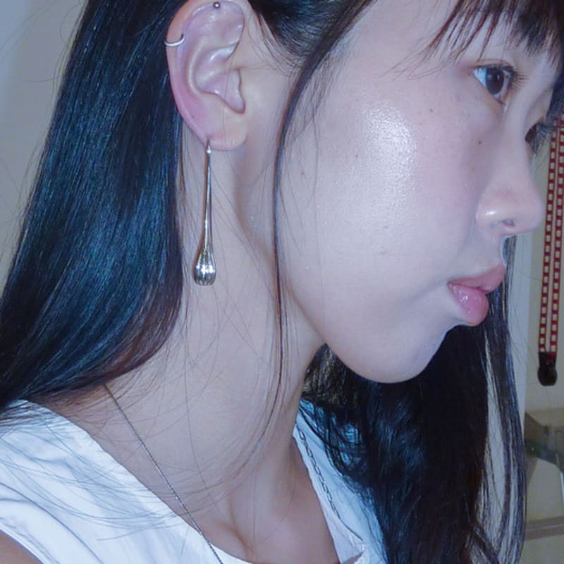 A BIT MOR EGG PLANT LEAF EARFROP