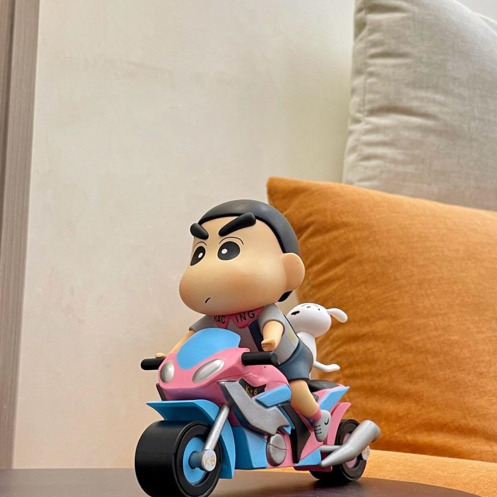 Kawaii Crayon Shin-chan Figurine Motorcycle Shin-chan Anime Figure Cartoon Ornaments Delicate Birthday Gift Home Decoration