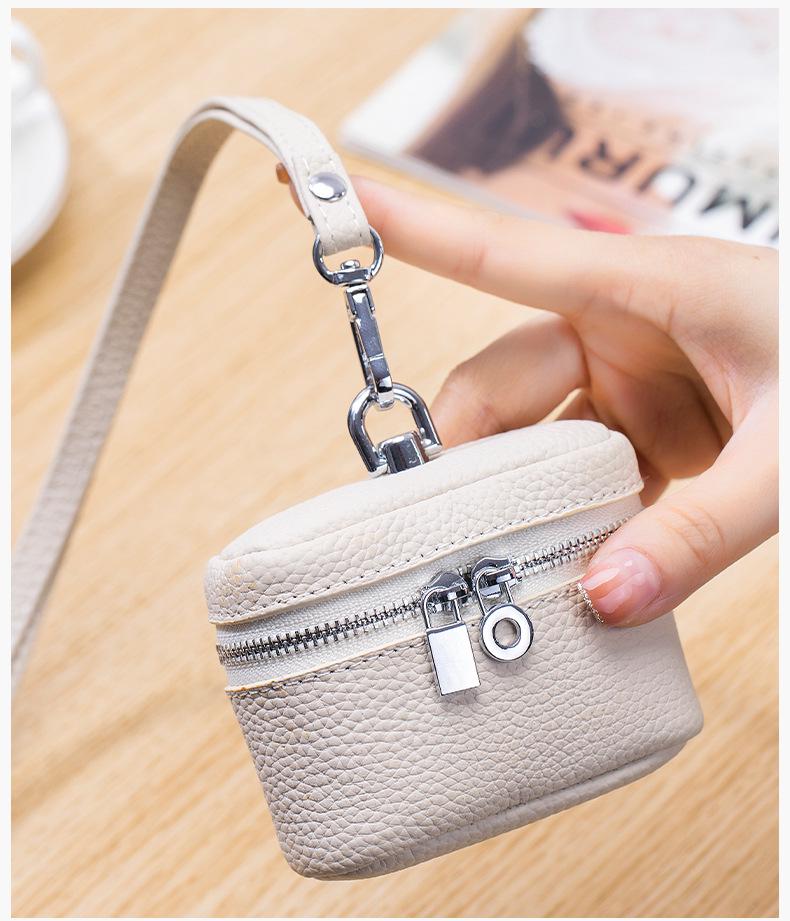 Genuine Leather Coin Purse with Lanyard – Compact, Stylish, and Multipurpose for Lipstick and Earphones