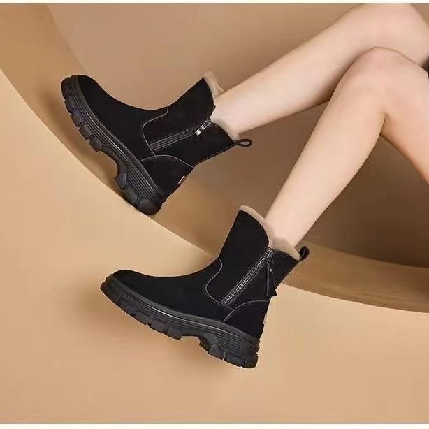 New Platform Martin Boots Women's 2025 New Large Cotton Shoes Mother Short Boots Velvet Warm Snow Boots Non-slip