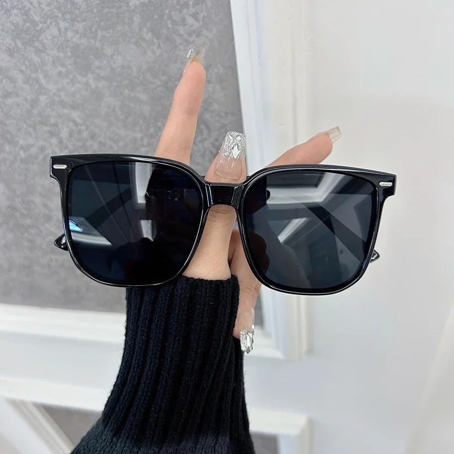Designer Brand Square Sunglasses Women Men Casual Big Frame Sun Glasses Female Mirror Colors Luxurious Fashion