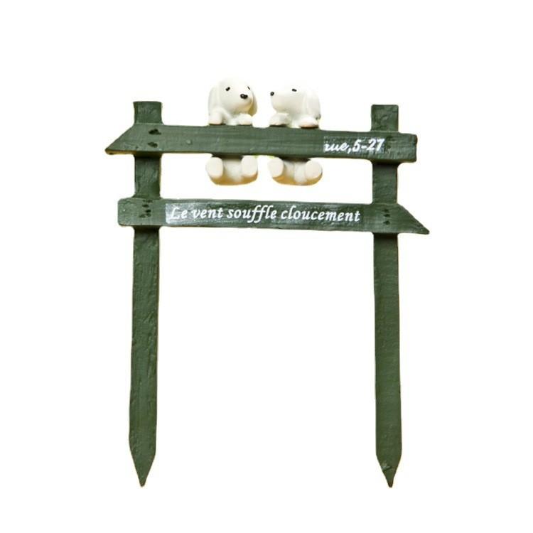 Creative Fence White Dog Scene Mini Model Ornament For Garden Decoration