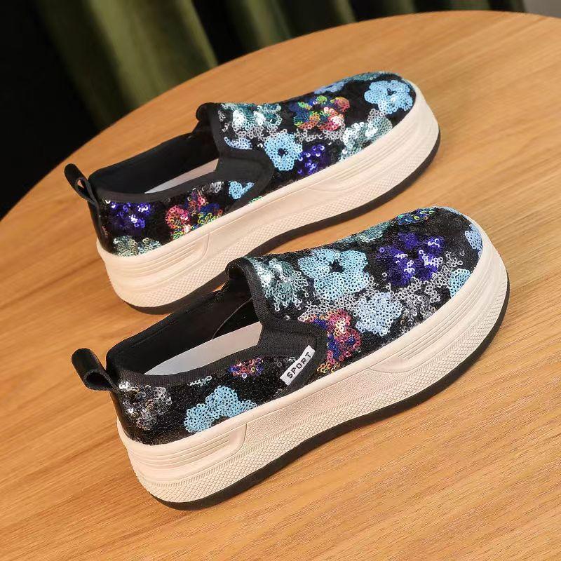 2026 New Woman's Spring Summer Casual Canvas Shoe Thick Sole Non Slip Flower Bling Slip-On Fashionable Loafers Shoes Board Shoes