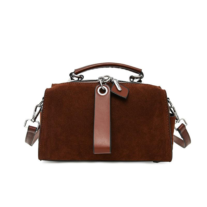 

Новые модные тенденции, нишевые сумки Boston задают тон! кофейный