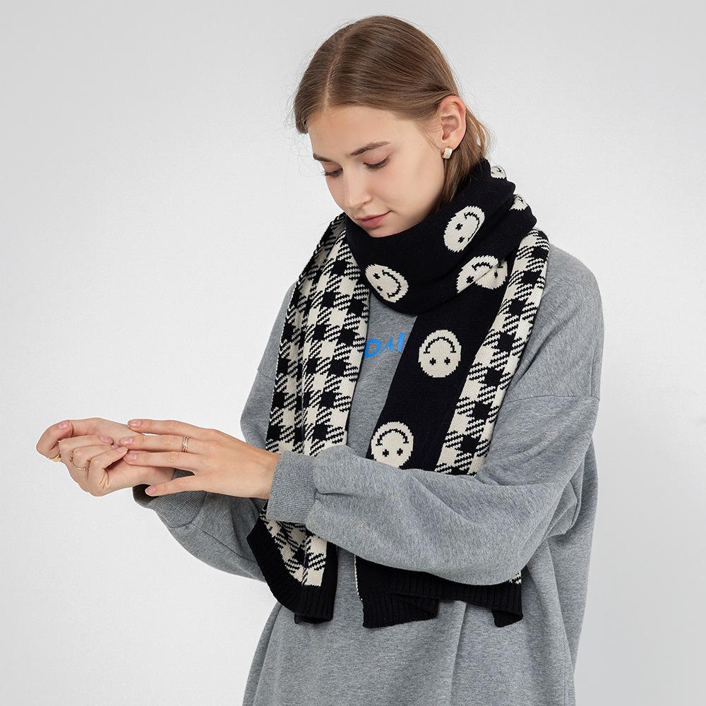 Smiley plaid knitted scarf women's winter new warm versatile thick wool scarf