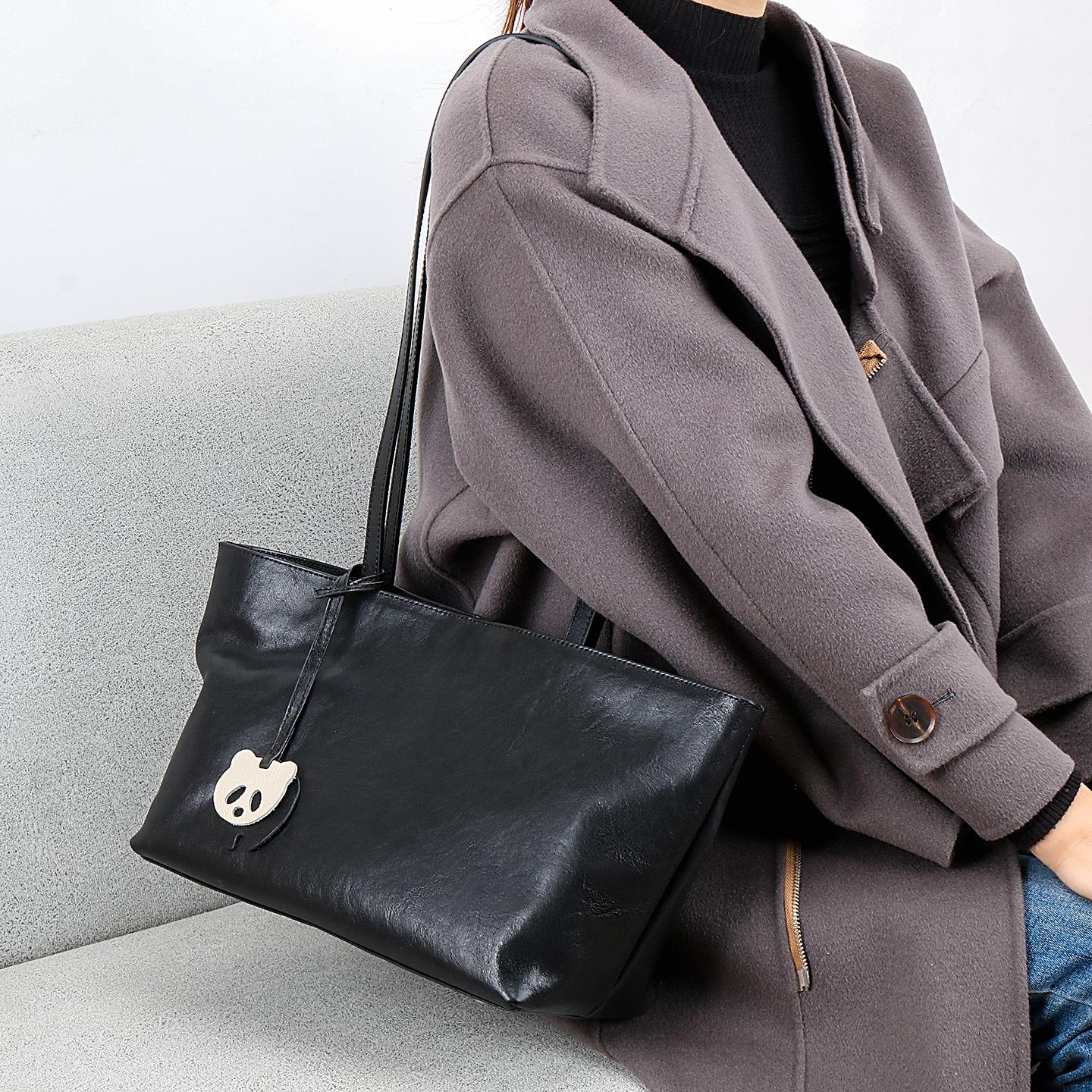 

Leather large-capacity commuter women s bag new fashionable versatile shoulder underarm bag first-layer cowhide vegetable tanned soft leather bag чёрный