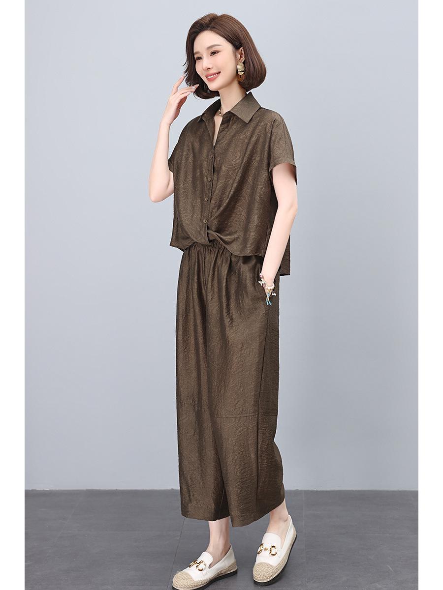 

Женский модный летний облегающий комплект из двух предметов: Футболка с коротким рукавом и повседневные брюки (Коллекция 2025 г.) XL for 130-145 jin серый/зелёный