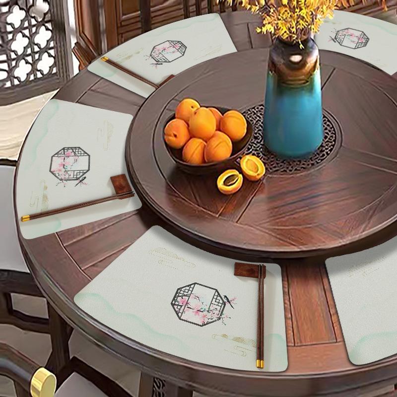 Chinesische fächerförmige PVC-Leder-Tischsets für runde Tische, wasserdicht, ölabweisend, hitzeisolierend, Essunterlagen für den Heim- und Hotelgebrauch