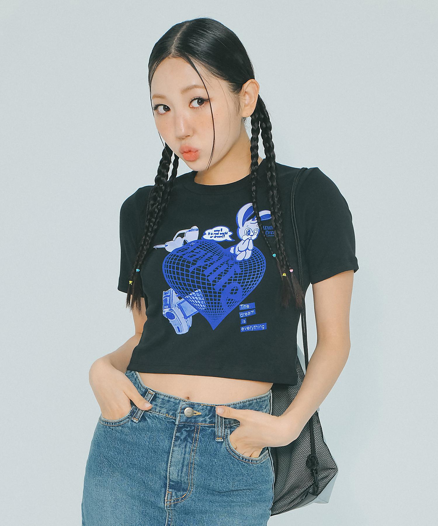 Day Life Heart Dayney Crop Half T-Shirt (Black) Black/Free