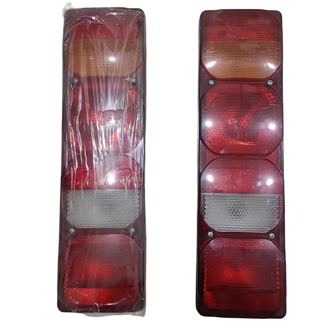 Original Rear Taillight WG9925810002 SINOTRUK HOWO A7 T7H Heavy Truck Parts Rear Tail Lamp Light