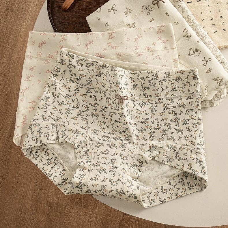 Women's Floral Print Mid-Rise Pure Cotton Boxer Briefs - Comfortable, Breathable, Antibacterial with Extended Crotch