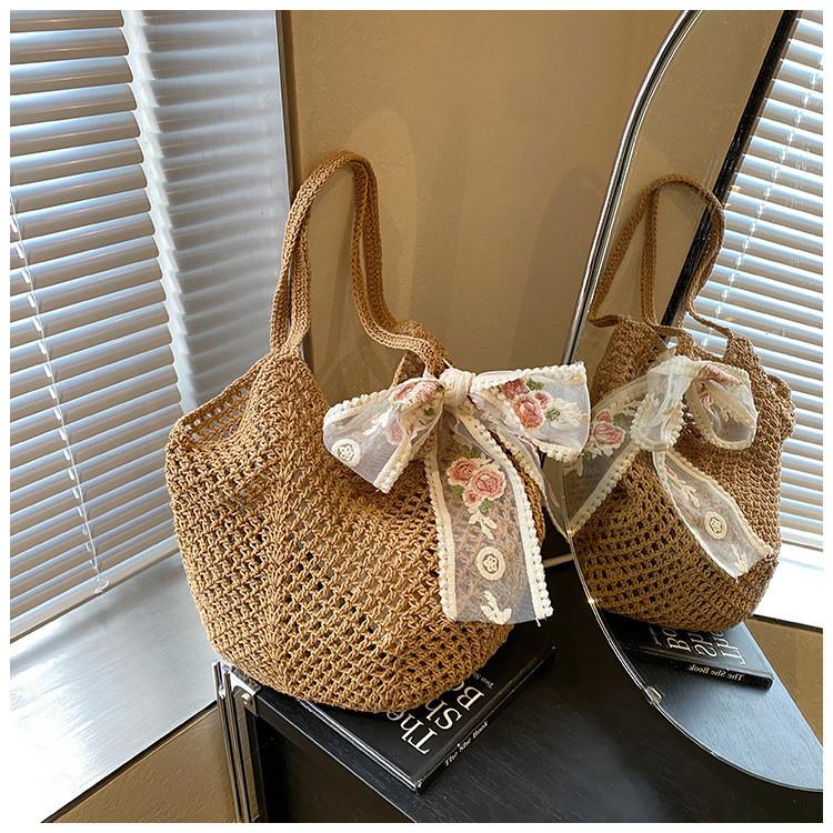 IELGY Straw Woven Large-Capacity Spring Summer All-Match Casual Hollow One-Shoulder Seaside Vacation