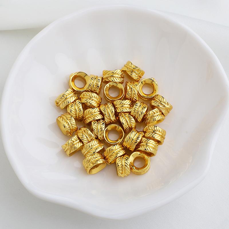 Perline distanziatori a forma di piuma placcate in oro 18 carati per la creazione di gioielli fai-da-te