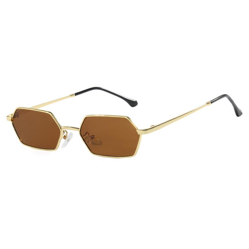 New Polygonal Sunglasses Retro Metal Frame Women Fashion UV400 Protection Street Photography Accessory