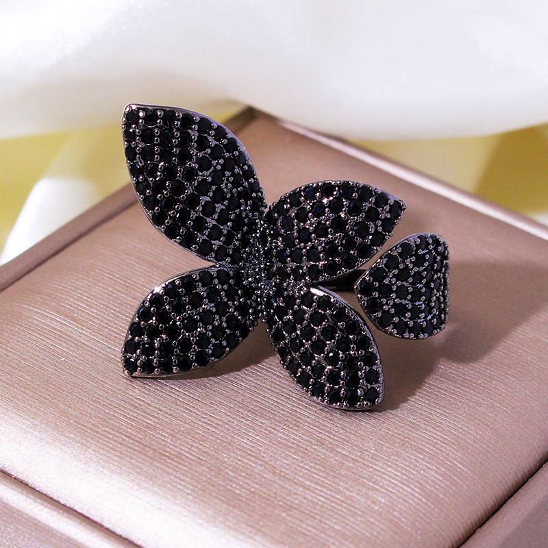 New Fashion Luxury Cubic Zirconia Women's Rings Oversized Butterfly Flower Rings for Women Open Resizable Female Engagement Ring