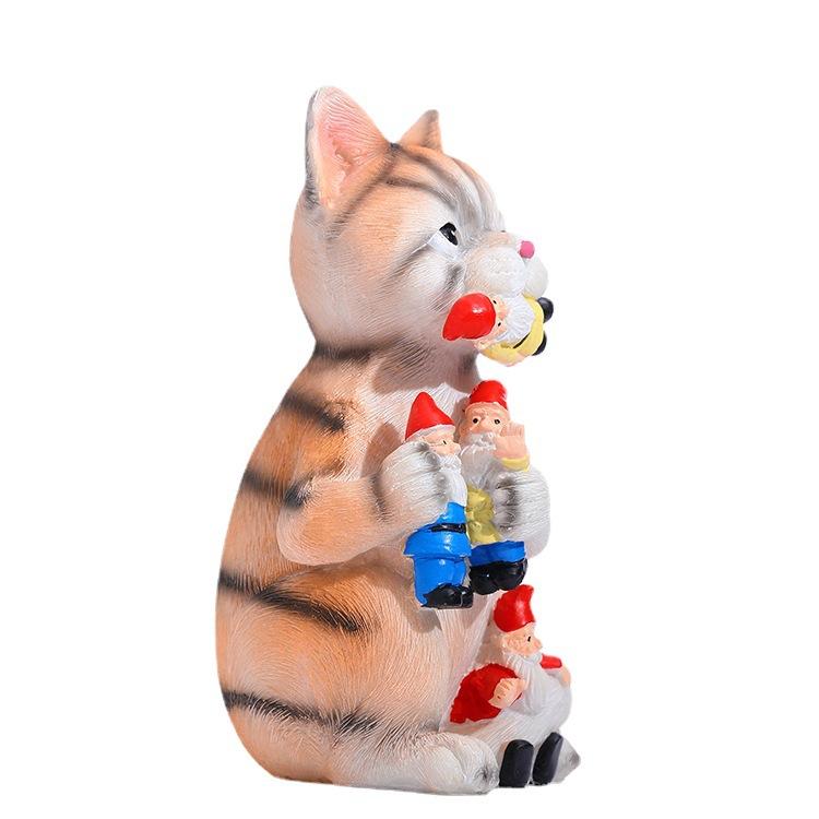 Dinozaur care mănâncă gnomi de grădină ornament din rășină pisica rea ​​Gnomi de grădină artizanat din rășină statuie decorare statui de grădină