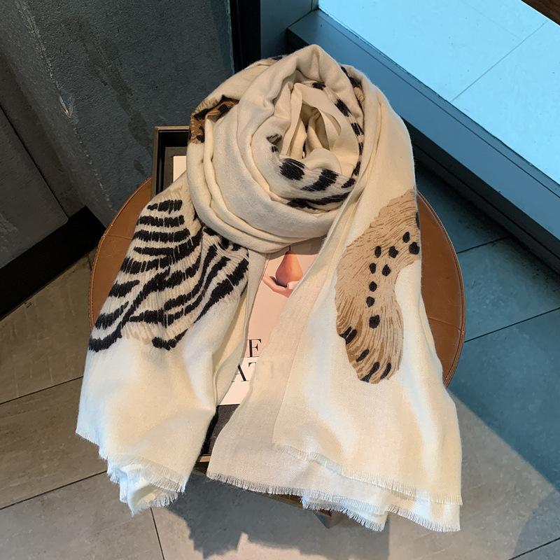 Vintage Leopard Print Women Soft Lightweight Luxury Premium Fashion Elegant Scarf