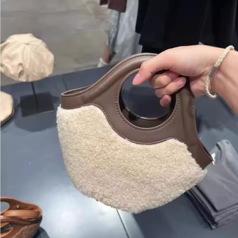 Bag Women's New Autumn and Winter Lamb Wool Basket Bag Plush Crossbody Bag Versatile Wool Handbag Bags for Women Handbags