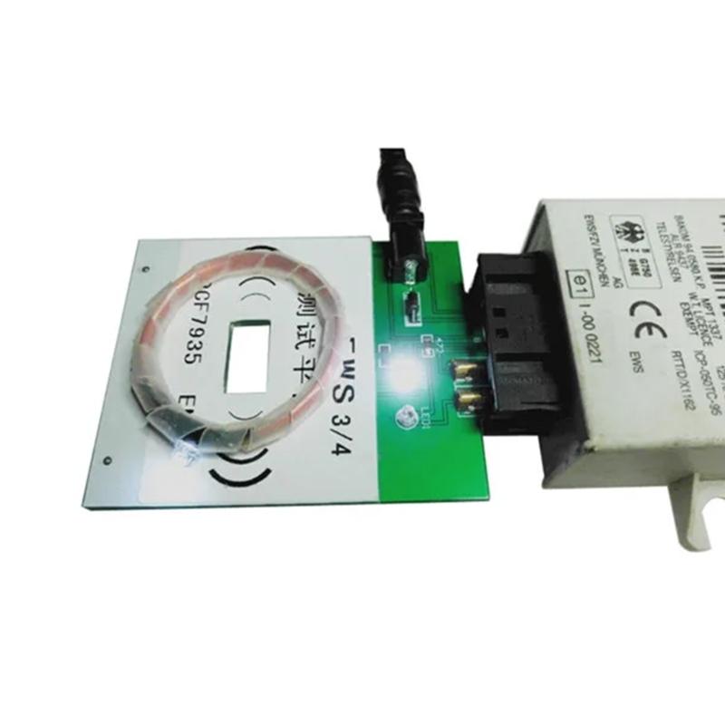 Wiederaufladbare Auto-Schlüssel-Ladegeräte Schlüssel-Testplattform für E65 E66 Einfache Anwendung PCF7935 Chip-Programmierung Diagnosewerkzeug EWS3 EWS4