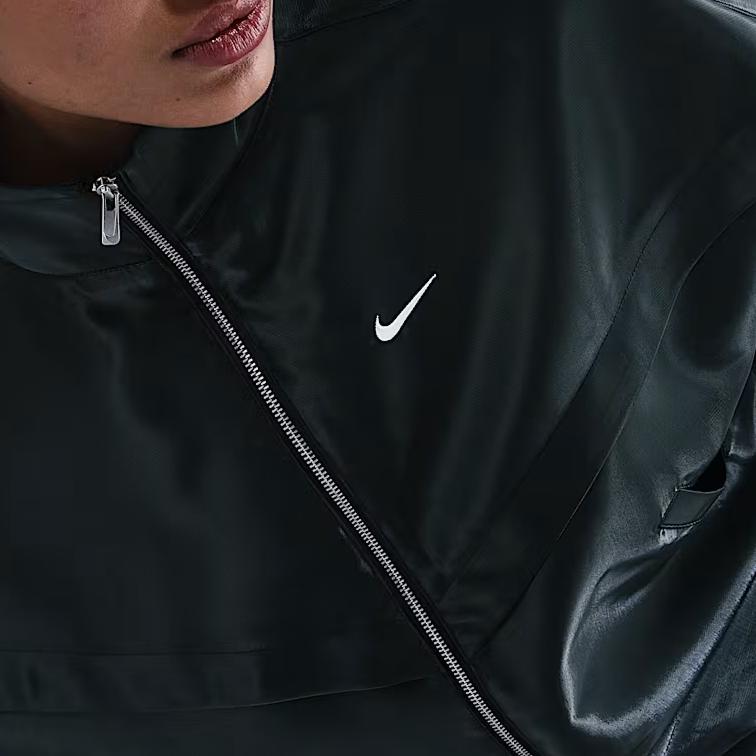 Nike Sportswear Windrunner Women's Shine Jacket HV2467-390