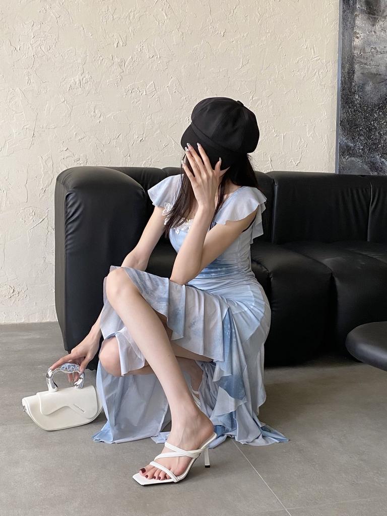 2025 European and American style nude high-heeled irregular strap high-heeled square-head slippers