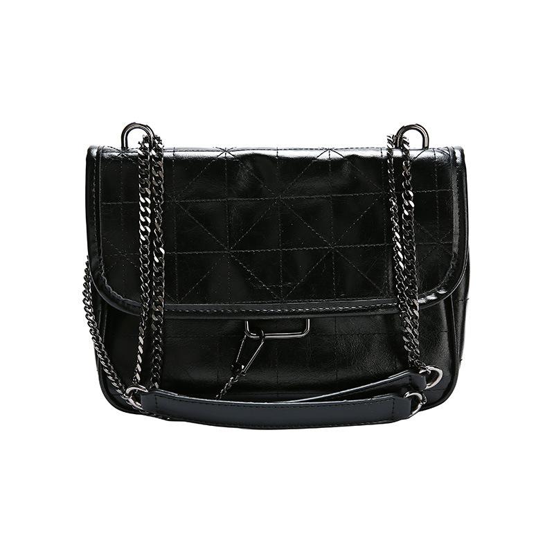 Simple Black Rock Bag Retro Lingerie Girl Shoulder Bag Fashion Soft Chain Girl Crossbody PU Material Car Stitching Craft Decorat