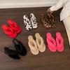 Sapatos de mulher – Sandálias