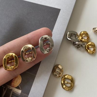 10 Pieces Fashionable Buttons Metal Creative Irregular Hollow Shank Buttons Woman Garment Accessories