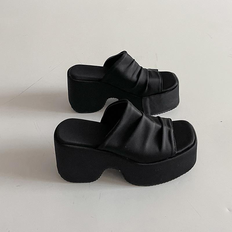 Beautiful leopard print wedge sandals women's 2025 spring and summer new outer wear thick-soled folds with skirt high-heeled cool slippers