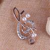 Damen Elegante Musiknote Strassstein Perle Brosche Schöne Brosche Modeschmuck