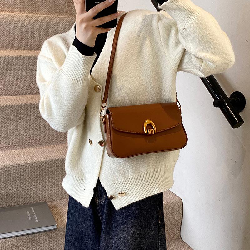 2025 New Winter Simple and Fashionable Women's Handbag Versatile Single Shoulder Oblique Span Solid Color Women's Bag