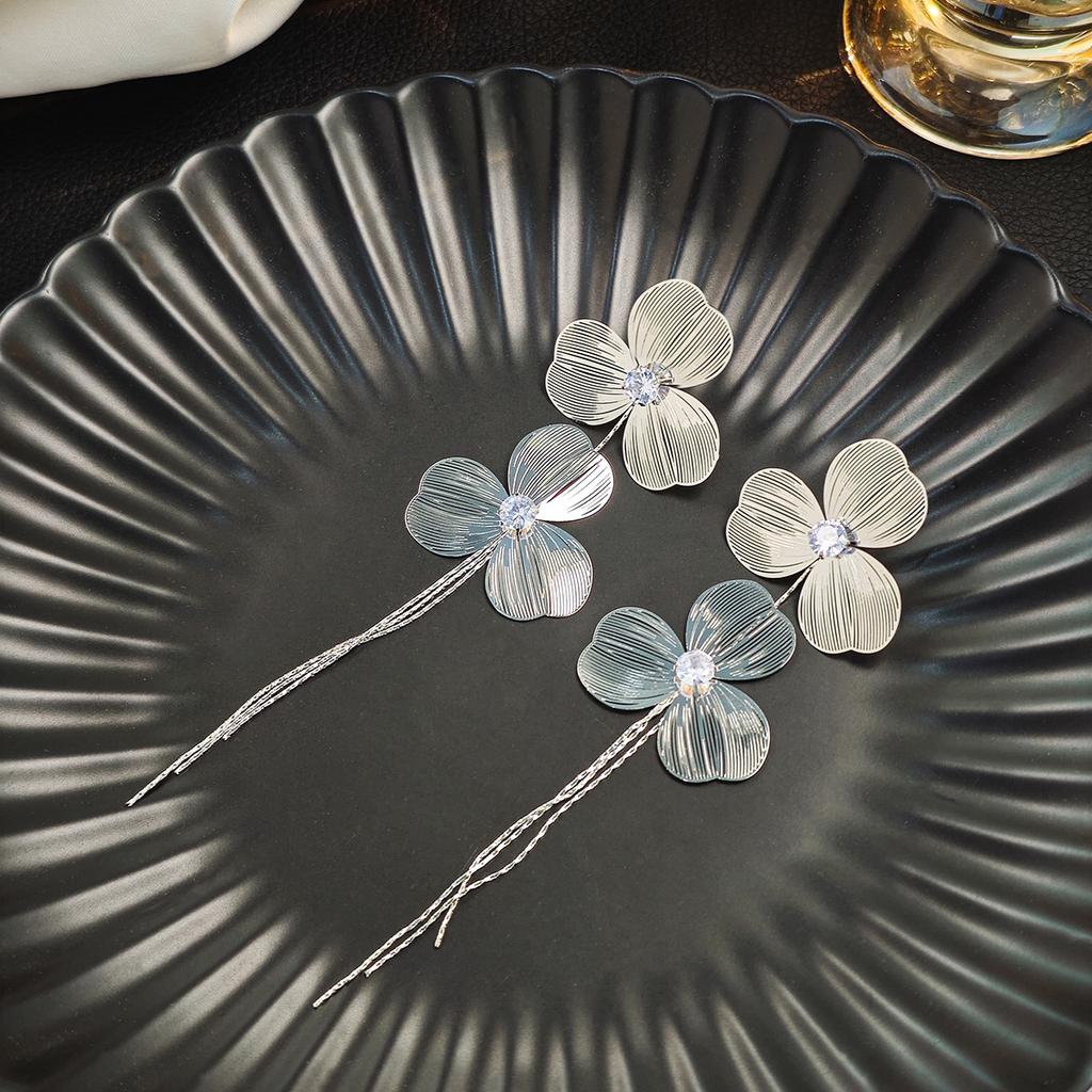 Übertriebene Personalisierte Blumenohrringe, Einfache Und Kalte Ausführung, Exquisite Mit Diamanten Besetzte Lange Fransenohrringe
