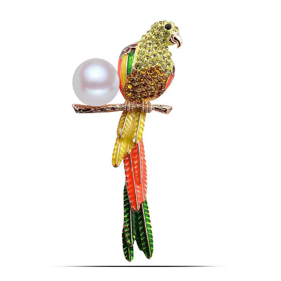 Hummingbird Crystal Rhinestone Brooch: Elegant Alloy Pin for Clothing Accessories