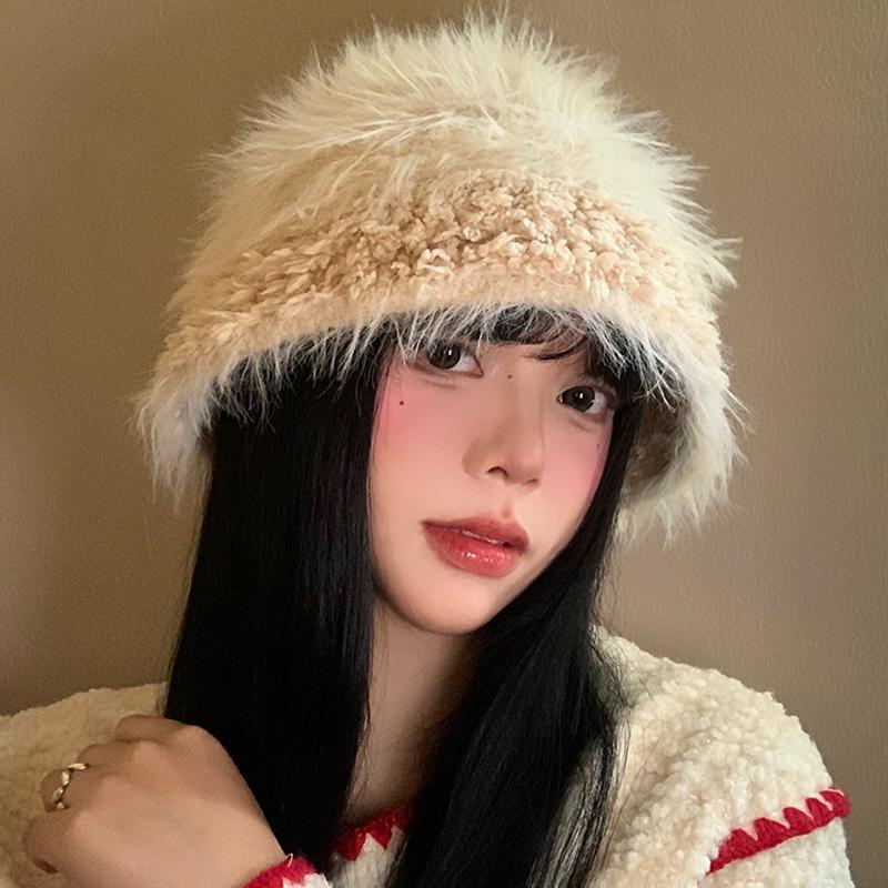 

Waxy circle simple autumn and winter warm bucket hat Mao Mao hat shows small face versatile literary atmosphere basin hat Adult average size світлого кольору хакі