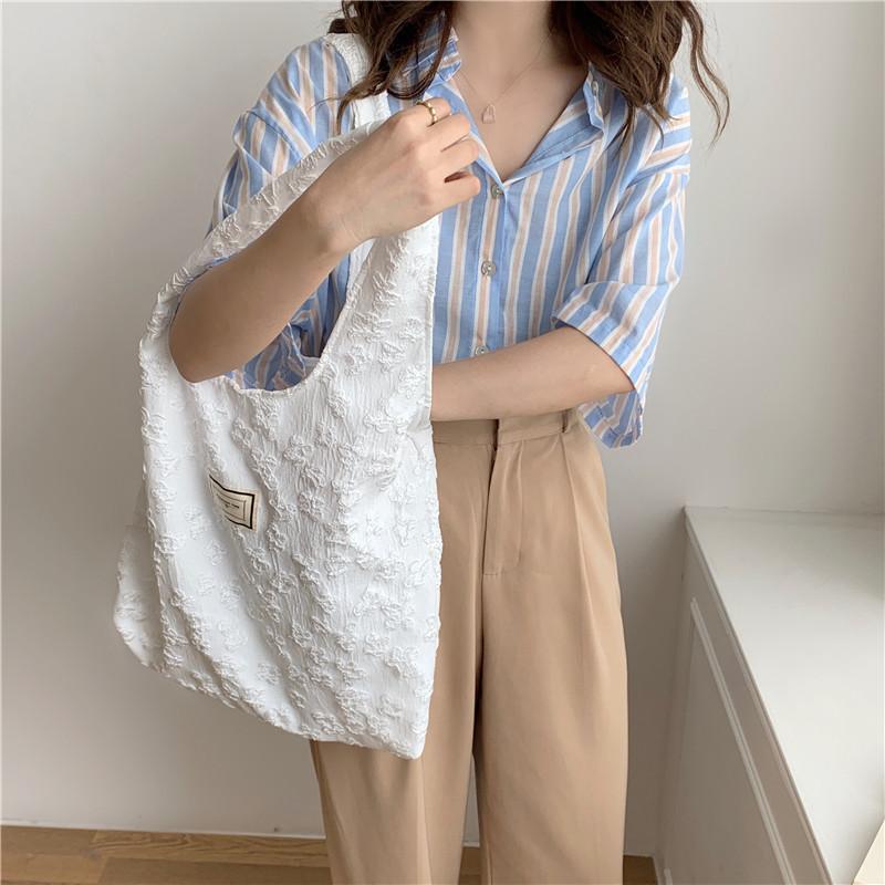 Women Retro Design Jacquard Three Dimensional Small Flowers Underarm Shoulder Bag