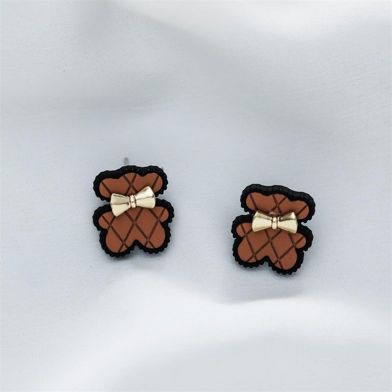 Retro Color Cute Bear No Pierced Earrings Simple Girly Bowknot Net Red Bear Ear Clip Female Accessories KTJ