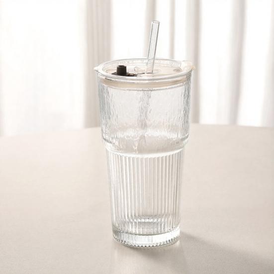 Ribbed Glass Cup with Lid And Straw, 600ml Large Capacity Iced Coffee Tumbler, Reusable Cold Drink Cup for Home Office Travel Use