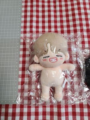 [USED] BTS V Taehyung Plush Toy, Approx. 15cm, Includes Clothes and Hat