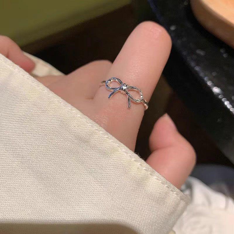 Irregular Three-dimensional Bow Ring with Female Niche Design, Adjustable Index Finger Ring, Korean Style Internet Famous Ring