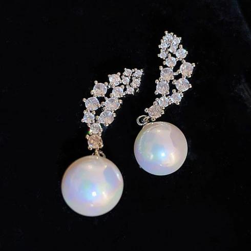Simple Stylish Simulated Pearl Earrings with Cubic Zirconia Fashionable Women Silver Color Luxury Trendy Jewelry