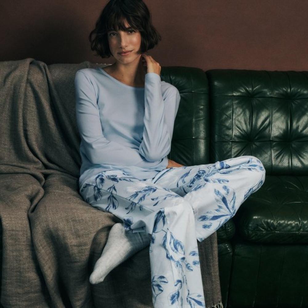 Hanro Long Sleeve Round T shirT 76491 Powder Blue 
