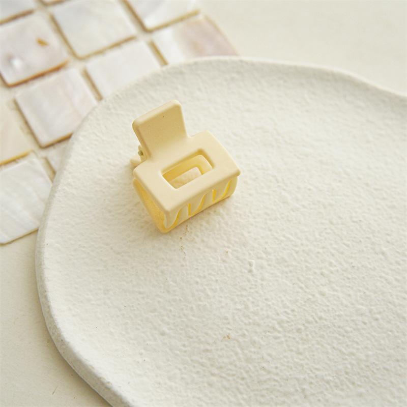 Small Square Hair Claws Frosted Hair Clip Geometry Simple Hairpins Ponytail Clip Crabs Hair Accessories for Women