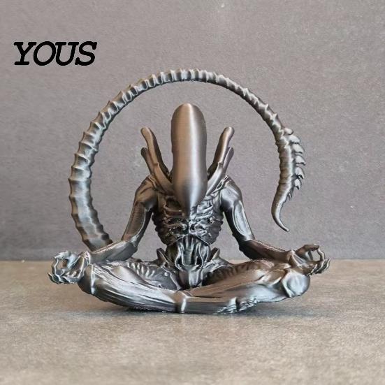 Unique Alien Gift Idea 3D Printed Figurine, Zen Meditation Alien-shaped Sculpture Desktop Ornament, Collectible Sculptures for Sci-fi Fans Toy
