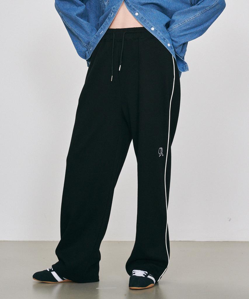 Dieomaidieo Dear Dr Piping Sweatpants (Black)