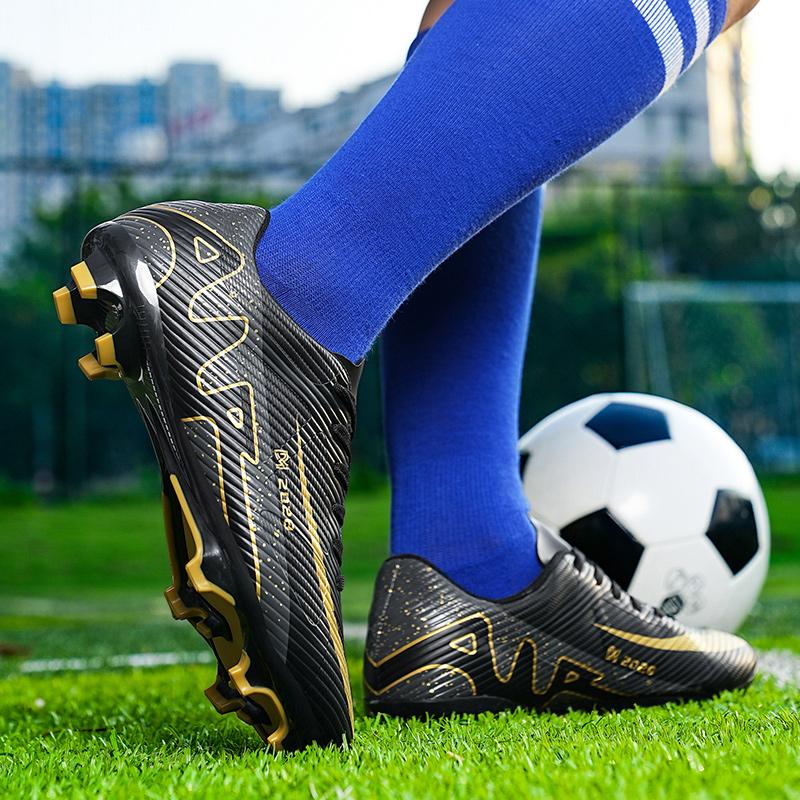 Men Soccer Shoes Studded Resistant High Quality Original Women Sneakers Professional Comfortable Outdoor Match Football Boots