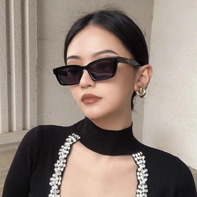 2PCS Advanced Sense Sunglasses Retro Ins Style Sunglasses Creative Cat Eye Design Sunglasses