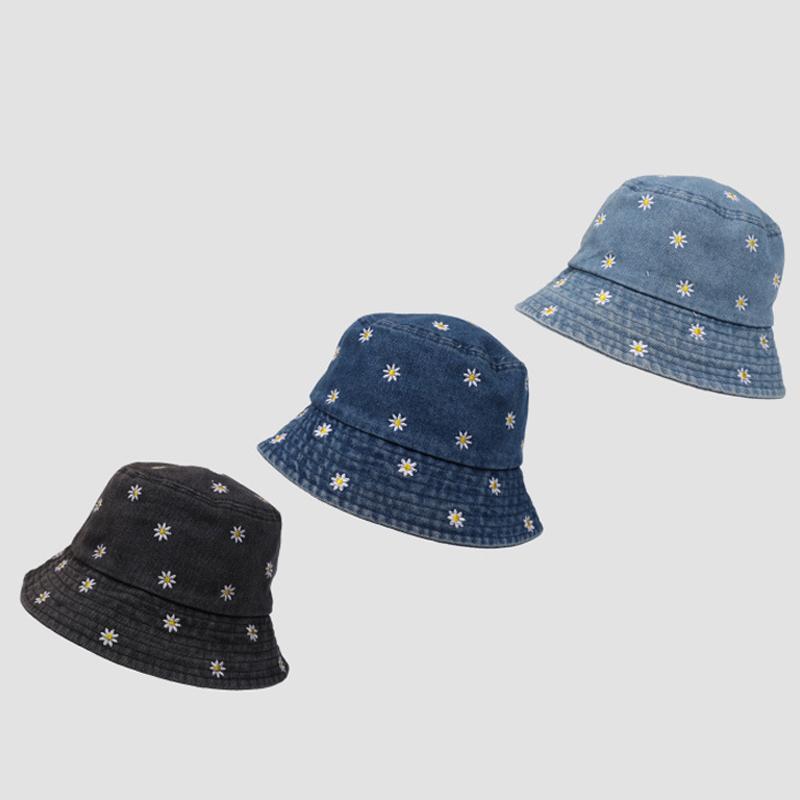 Chrysanthemum Embroidered Cowboy Smiling Face Fisherman Hat Women'S Sunshade Hat